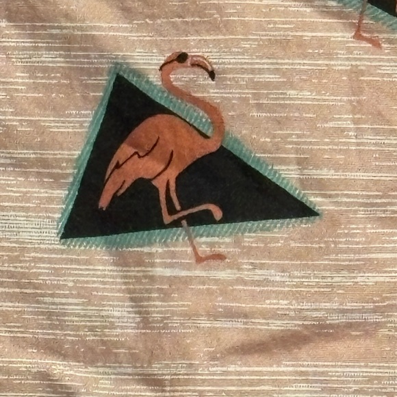 Urban Pipeline Large "Ultimate Shirt" Pink Flamingo & Triangle Print Button Down - Picture 5 of 5